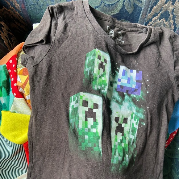 Girls mindcraft t-shirt - Picture 2 of 2